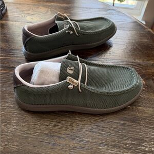 Men's Gator Waders Camp Shoe size 12 green brown